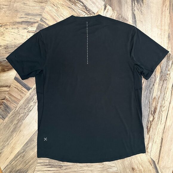 Lululemon Men's XL Drysense Tech Short Sleeve Black Gym Running - Picture 4 of 11